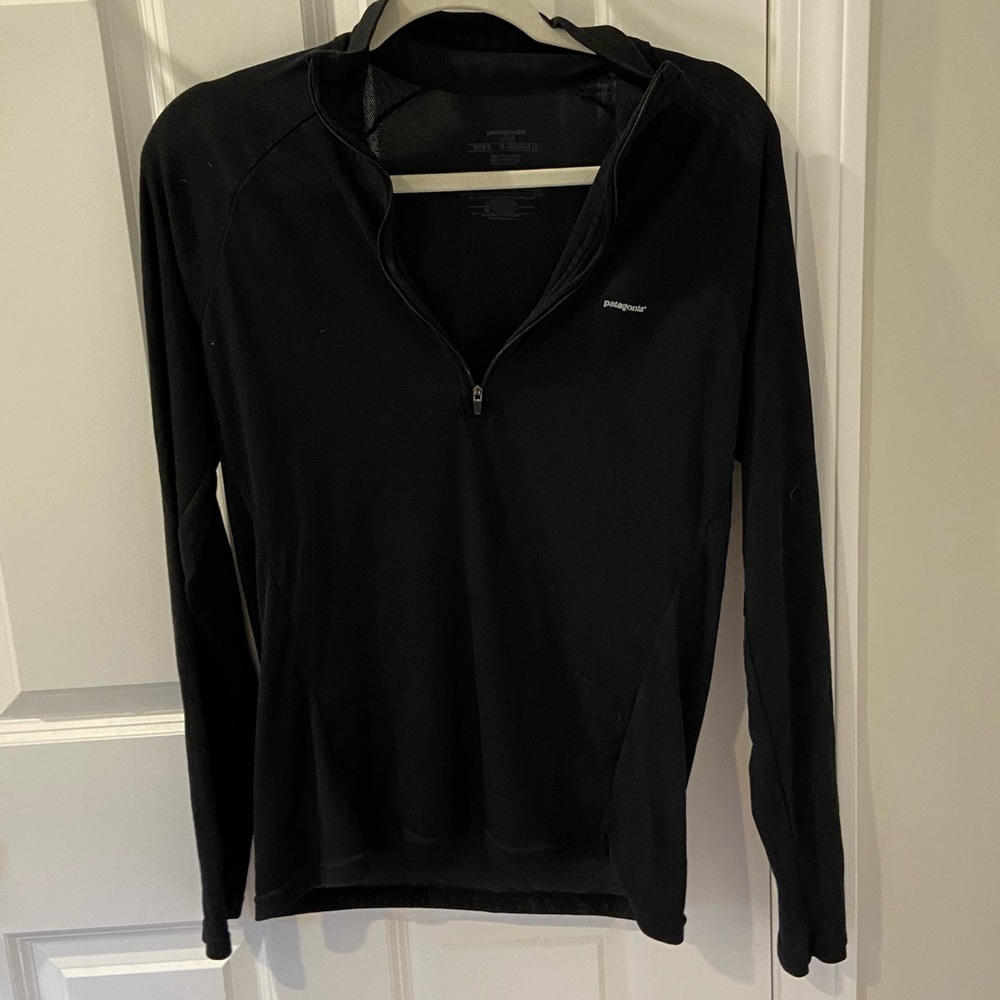 Patagonia Black Zip Up Sweater - Picture 2 of 3
